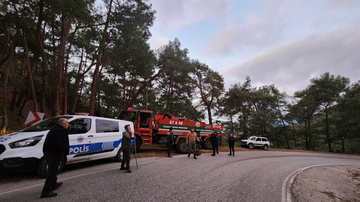 Antalya da orman yangını! Ekipler bölgede